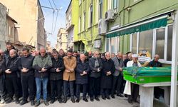 AK Parti Bursa İl Başkanı Gürkan, Vefat Eden Yönetim Kurulu Üyesi Yakını İçin Taziye Diledi