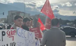 Bursa'da Vatandaşlar 'Geçinemiyoruz' Diyerek Korna Çaldı