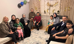 AK Kadın Bursa’dan 5 Ayrı Hanede İftar Ziyareti