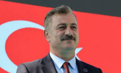 Anahtar Parti Bursa İl Başkanı Fikret Aslan: "Büyüme Rakamları Gerçeği Yansıtmıyor, Sanayimiz Kan Kaybediyor"