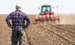 “Türk Çiftçisi Göz Göre Göre Tasfiye Ediliyor”