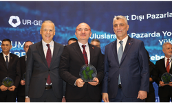 UR-GE’de Türkiye Lideri Olan BTSO’ya İki Ayrı Alanda “İyi Uygulama Ödülü”