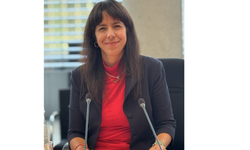 Elif Eralp Kimdir, Kaç Yaşında ve Aslen Nereli? Almanya Seçimlerinde Tarihi Başarı İmzası