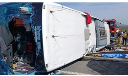 Manisa’da Katliam Gibi Kaza! TIR ile Tur Otobüsü Çarpıştı: 11 Ölü, 27 Yaralı