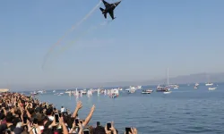 Mudanya'da SoloTürk yoğunluğu... Onlar gökyüzünde süzüldü, trafik kilitlendi