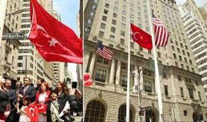 ABD'de 19 Mayıs Coşkusu: Türk Bayrağı New York’ta Göndere Çekildi