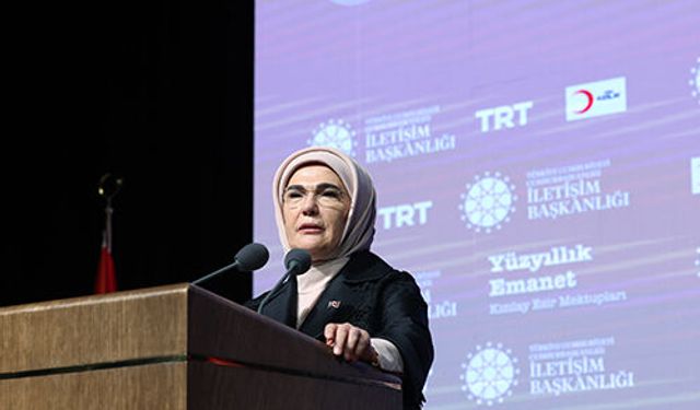 Emine Erdoğan, Yüzyıllık Emanet Kızılay Esir Mektupları Sergisi açılışına katıldı