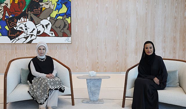 Emine Erdoğan, Katar Vakfı Başkanı Şeyha Moza bint Nasır ile bir araya geldi