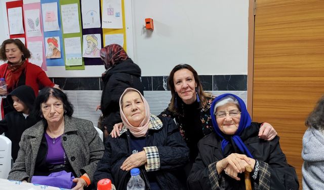Öğrenciler'den Huzurevi sakinlerine iftar