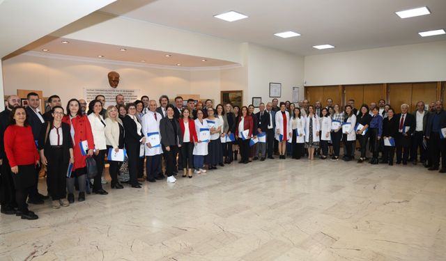 BUÜ’de ayın en başarılı akademisyenlerine başarı belgesi