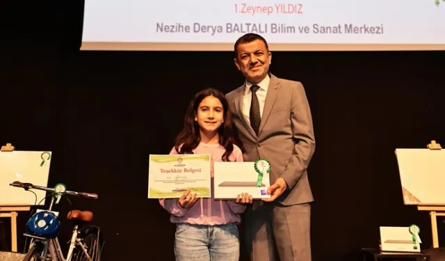"Sıfır Atık Sonsuz Sanat" yarışmasında genç yetenekler ödüllerini aldı