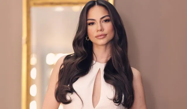 Demet Özdemir: Oynadığı Diziler, Filmler, Ödüller ve Tüm Kariyeri