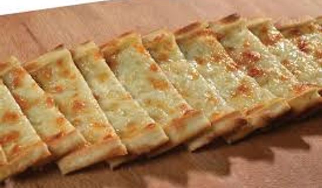 Tüketiciyi Yanıltan İbarelere Bakanlık "Dur" Dedi: Kaşarlı Pide Artık "Eritme Peynirli Pide" Olacak