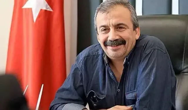 Sırrı Süreyya Önder'in memleketi etnik kökeni "Affedersiniz Türküm" Sözünün Hikayesi