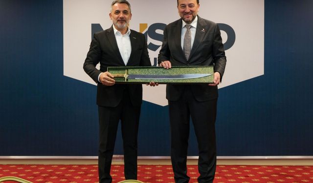 MÜSİAD BURSA ŞUBESİ GENEL BAŞKAN MAHMUT ASMALI’YI AĞIRLADI
