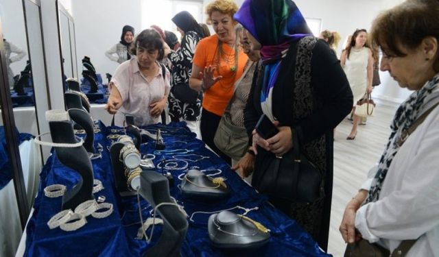 Bursa NİLSEM’de Eğitim Alan Kadınların El Emeği Göz Nuru Sergide Buluştu