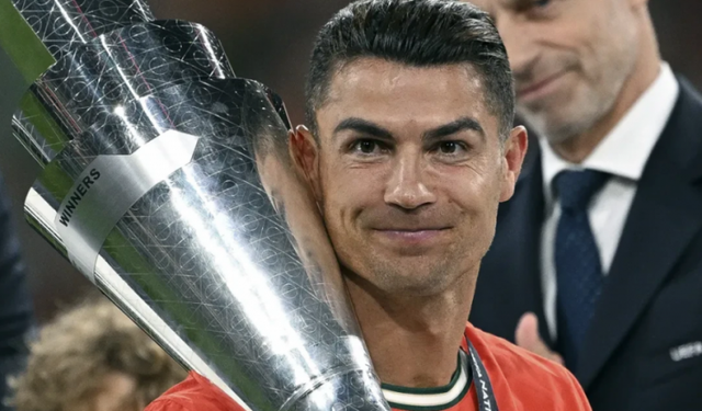Cristiano Ronaldo Yeni Sezon Kararını Açıkladı: Al-Nassr ile Devam