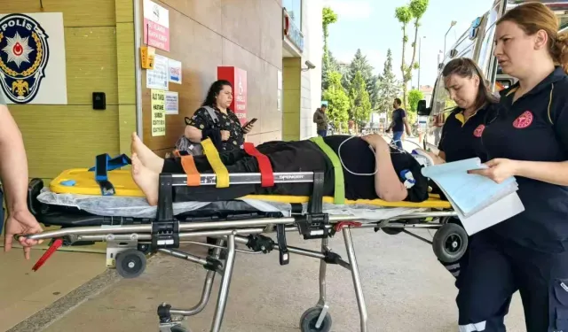 İnegöl'de Motosiklet Kazasında Genç Sürücü Yaralandı