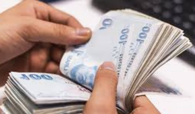 Kamu İşçileri İçin İkinci Zam Teklifi Açıklandı!