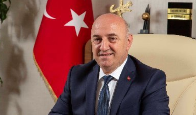 Darıca Belediye Başkanı Muzaffer Bıyık Silahlı Saldırıda Yaralandı: Saldırgan Hayatını Kaybetti