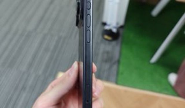 iPhone 17 Pro Kanlı Canlı Görüntülendi: Yeni Tasarımıyla Dikkat Çekiyor