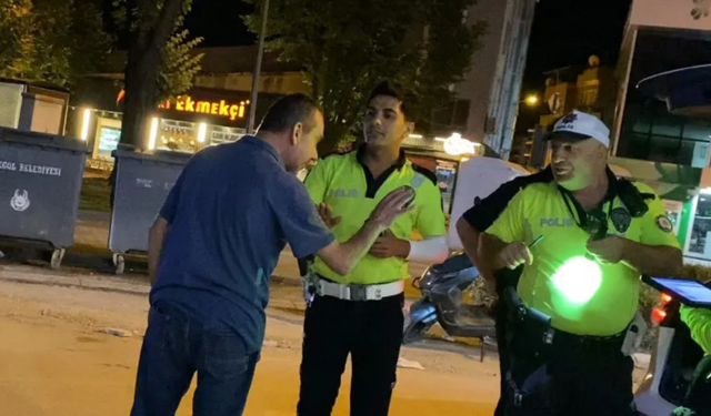 Bursa'da Alkollü Sürücü : Yol Ortasına Araç Bırakıp Çorba İçmeye Gitti!