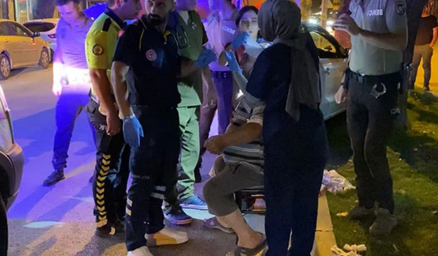 Bursa'da Trafik Kazası: Otomobil Kamyonete Çarptı, Sürücü Yaralı