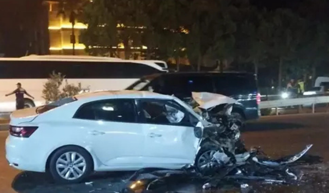 Antalya Manavgat'ta Zincirleme Kaza Dehşeti: 2 Ölü, 2 Yaralı