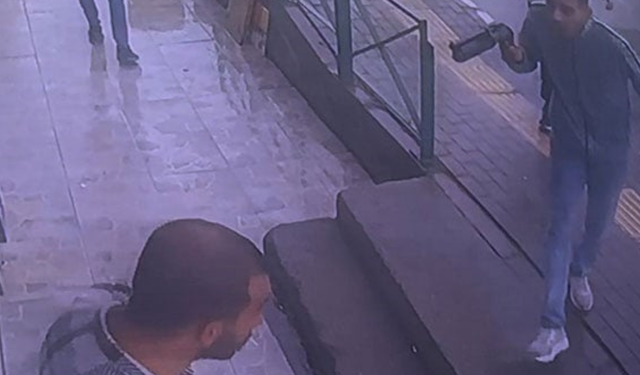 Bursa Osmangazi'de Korku Dolu Anlar: Husumetlisini Tekel Bayisinde Pompalı Tüfekle Vurdu!