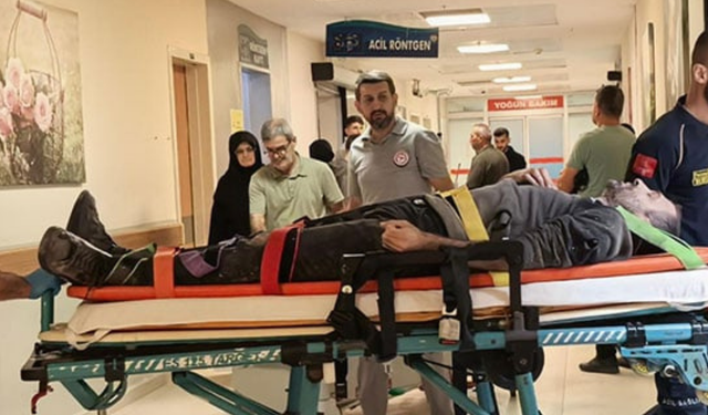 Bursa'da Mobilya İmalathanesinde İş Kazası: İşçi Suntaların Altında Kalıp Yaralandı