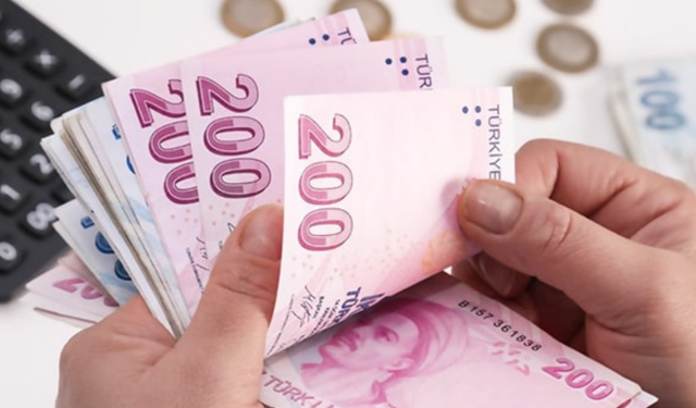 Memur ve Emekli Maaşlarına 2026 Ocak Zammı Ne Kadar Olacak? İşte İlk Tahminler
