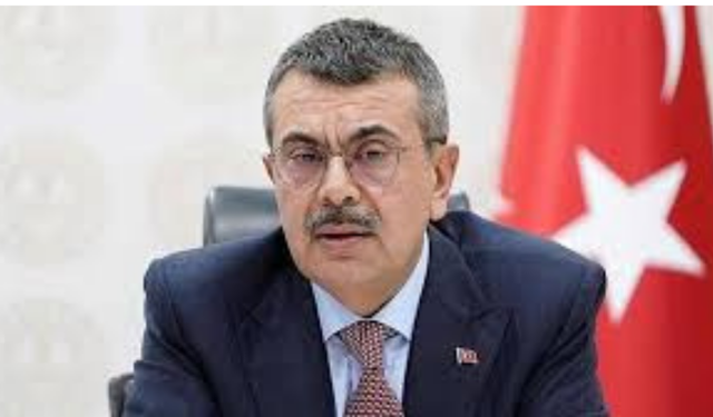 SON DAKİKA: Zorunlu Eğitim Kısalıyor Mu? Bakan Tekin'den '12 Yıl' Açıklaması ve Öğretmen Atama Tarihi!