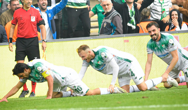 Bursaspor, Kahramanmaraş İstiklalspor'u Devirdi! Zirveyle Fark 1'e İndi