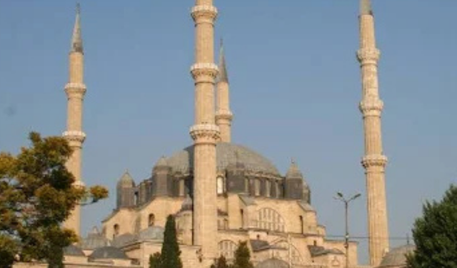 2026 Regaip Kandili Ne Zaman? Üç Aylar Ne Zaman Başlıyor? İşte Diyanet Takvimi