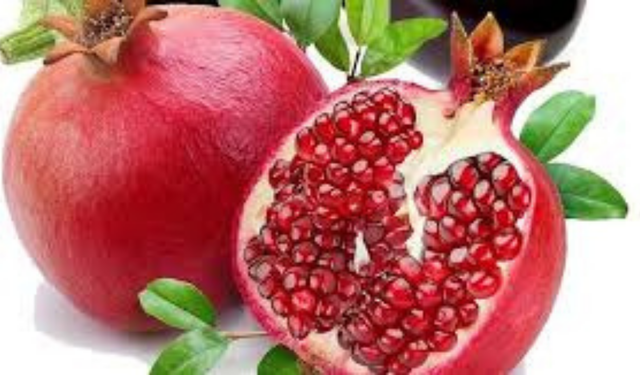 21 Aralık Nar Kırma Ritüeli Nedir? Bolluk ve Bereket İçin Nar Ne Zaman, Nasıl Kırılır?