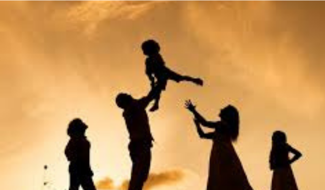 Aile Neden Önemlidir? Güçlü Bir Aile Bağının Hayatımıza Sağladığı 10 Kritik Fayda