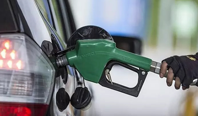 AKARYAKIT FİYATLARI ALARM VERİYOR: LPG'YE ZAM BEKLENİYOR, BENZİN VE MOTORİN FİYATLARI SABİT