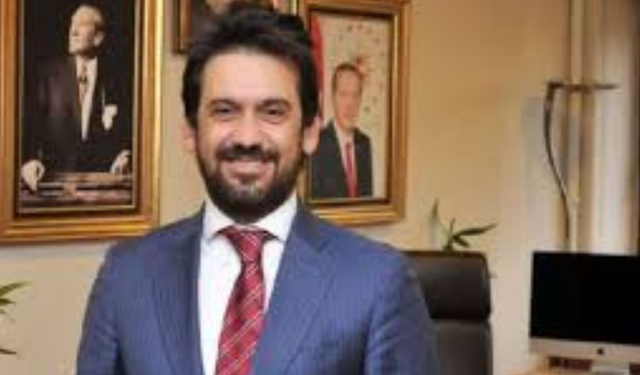 Batuhan Mumcu Kimdir? Kültür ve Turizm Bakan Yardımcısı Batuhan Mumcu Kaç Yaşında ve Nereli?