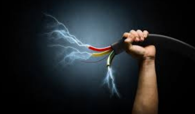 Elektriği Kim Buldu? Antik Çağlardan Günümüze Işık Veren Keşif Serüveni