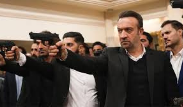 Eşref Rüya Dizisinin Sadık’ı Şener Savaş Kimdir? Yaşı, Boyu ve Oynadığı Diziler