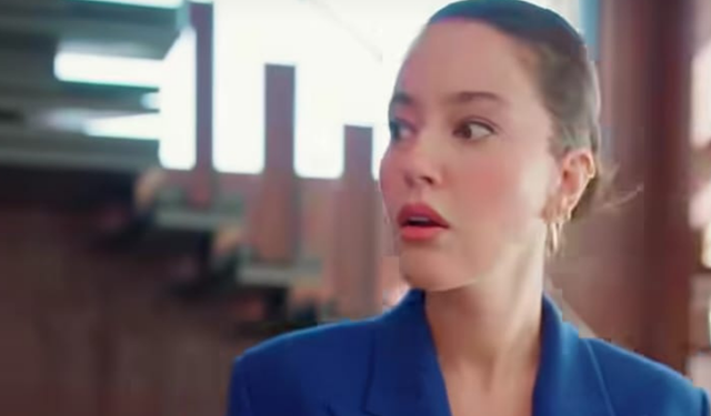 O Ses Türkiye Yılbaşı Konuğu Pelin Akil Kimdir, Nereli ve Kaç Yaşında? Pelin Akil’in Hayatı ve Oynadığı Diziler