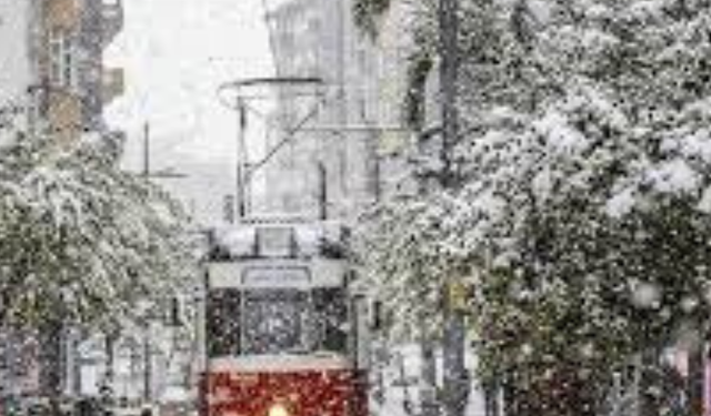 19 Ocak İstanbul Kar Tatili Son Dakika: Bugün Üniversiteler Tatil mi, İdari İzin Var mı?