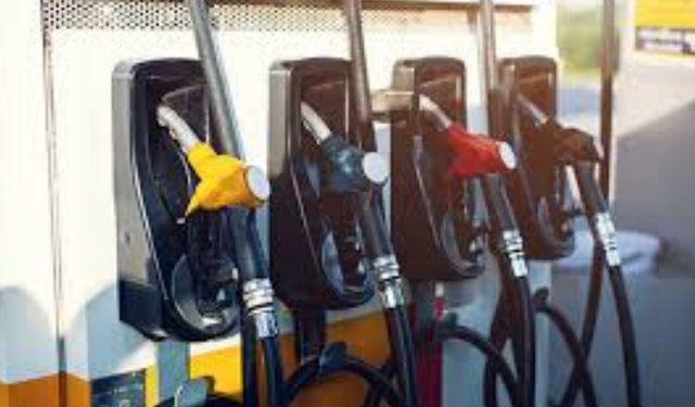 Akaryakıta ÖTV Zammı: 1 Ocak 2026'da Fiyatlar Ne Kadar Arttı?