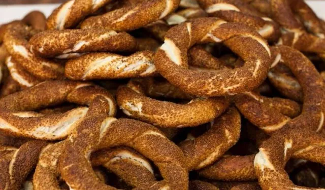 Esnafın fiyat tarifelerine yeni ayar... Simit ve ekmekte fiyat belirleyici bakanlık olacak