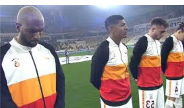 Galatasaray'da Siyah Bandın Sırrı Çözüldü! Başkan Burak Elmas'tan Sert Yanıt