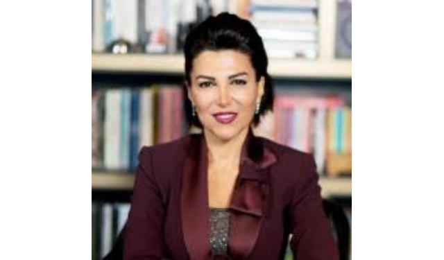 Sedef Kabaş Kimdir?