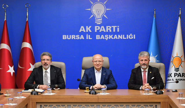 AK Parti Bursa İl Başkanı Gürkan'dan Muhtarlar Derneği'ne Ziyaret