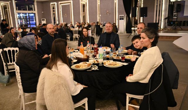 Bursa Şehit ve Gazi Aileleri Onuruna İftar Programına Katılım