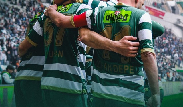 Bursaspor'dan Farklı Galibiyet: 6-0