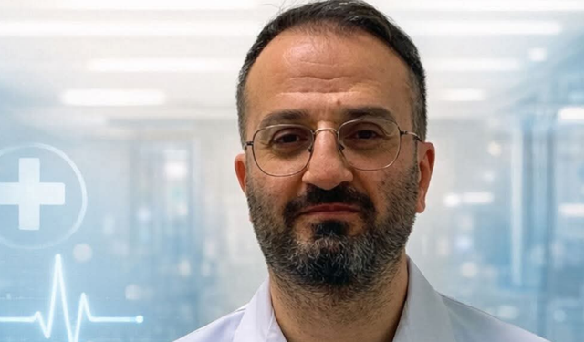 Prof. Dr. Yavuz Ayar Kimdir? Bursa Şehir Hastanesi’nin Sevilen İsmi Profesörlük Unvanını Aldı